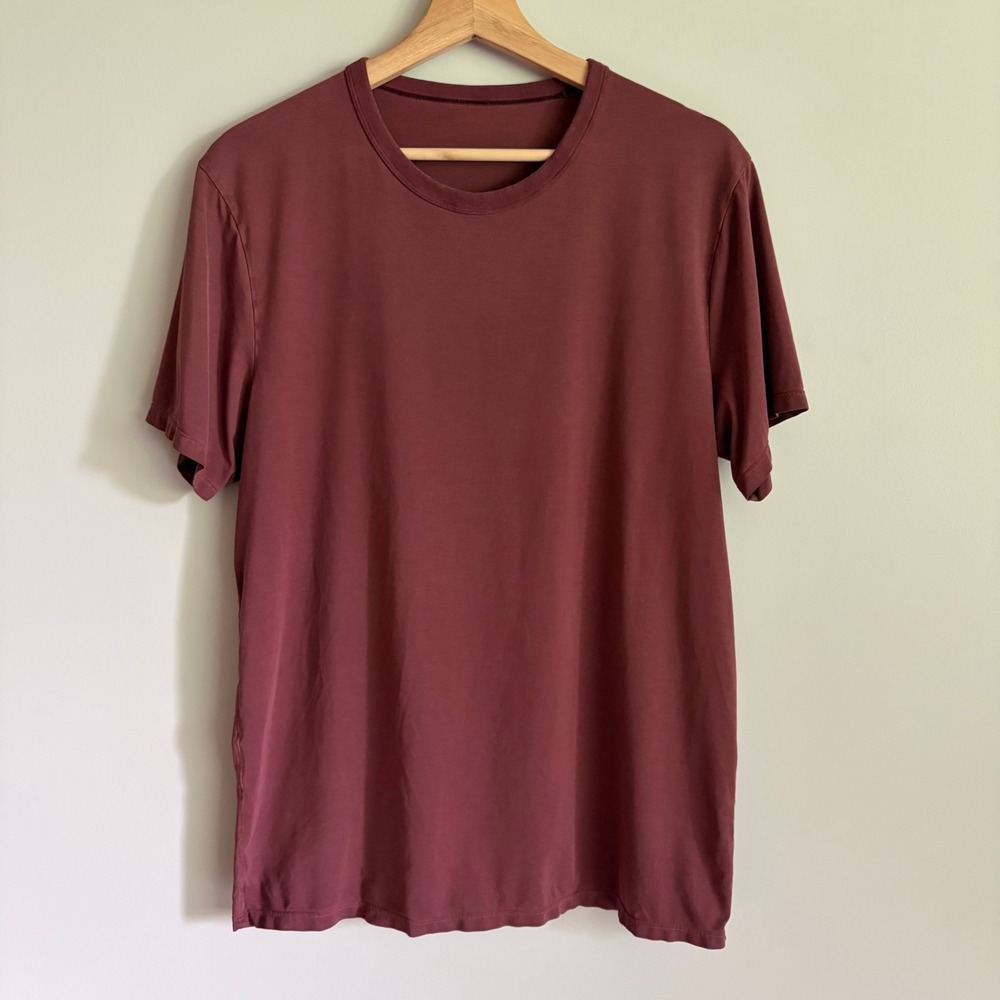 Lululemon Short Sleeve Soft Crewneck T-Shirt Size Medium Red Brown Women's READ